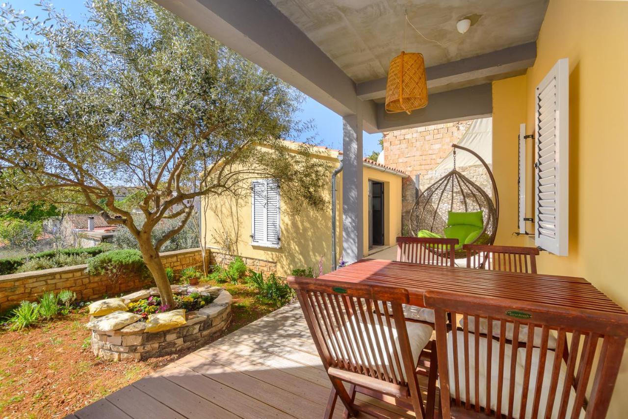 Apartment Macan, Beautiful Green Oasis Pula Luaran gambar