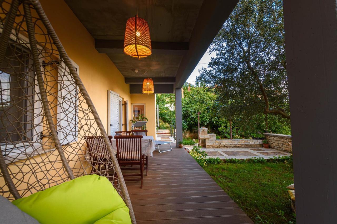 Apartment Macan, Beautiful Green Oasis Pula Luaran gambar